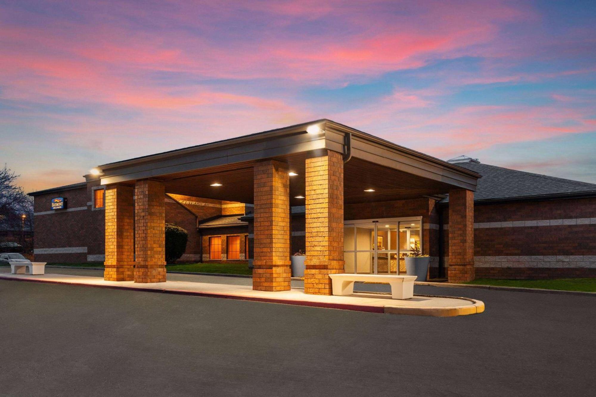 Baymont By Wyndham Copley Akron Exterior photo